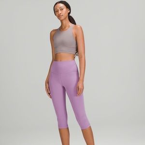 Lululemon HR 17” crop Align Leggings